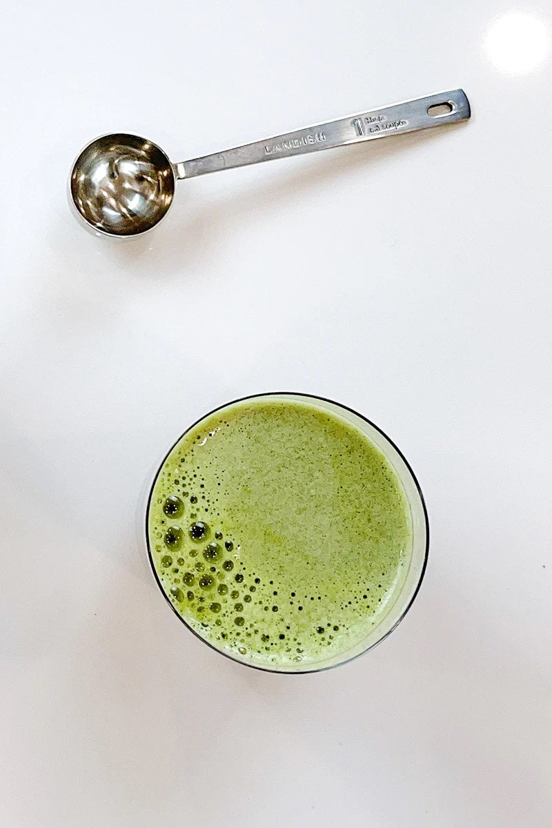 Landish-Smartergreens-Juice-Mix-7_2000x_f67ca25d-0b50-4155-948c-d68b26104186